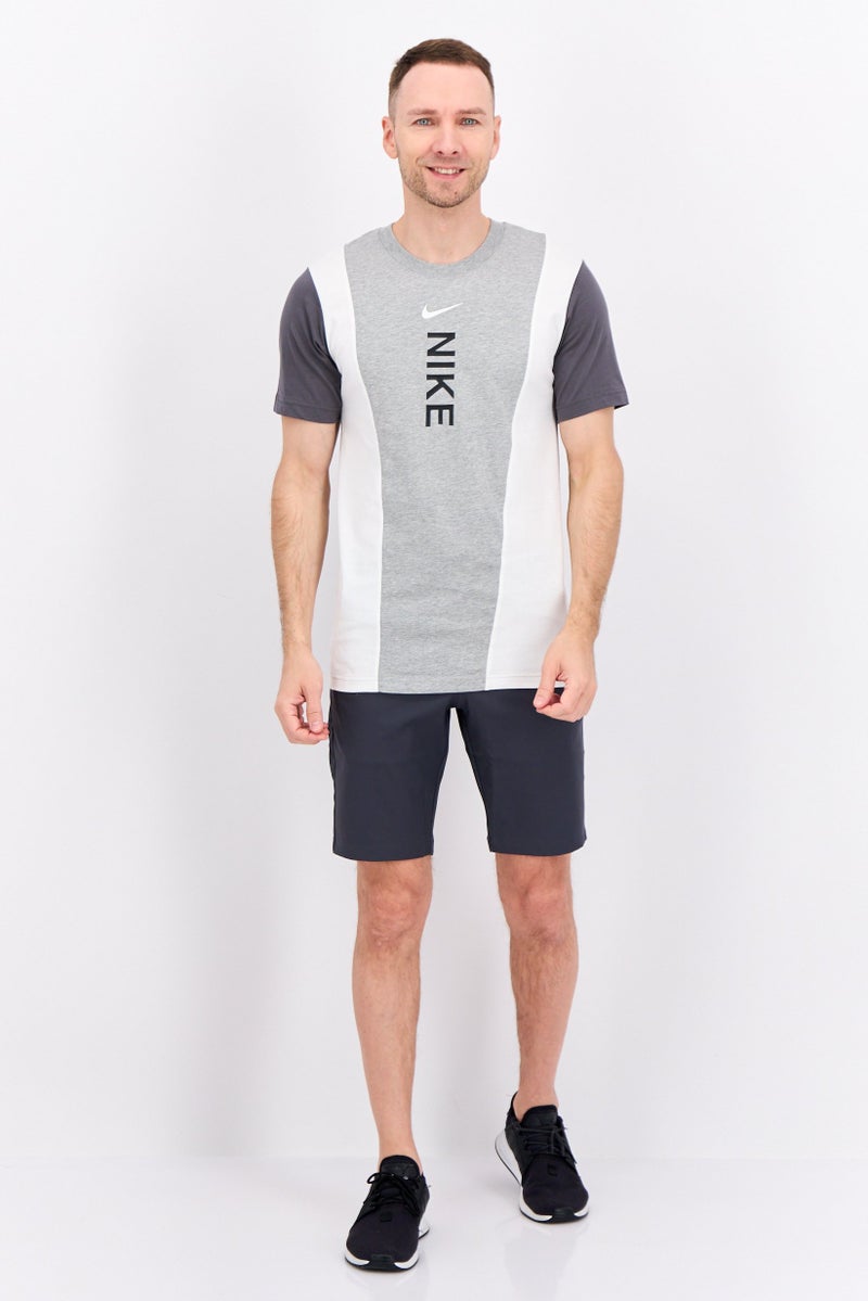 Nike تي شيرت رياضي للرجال بأكمام قصيرة، خارجي، رمادي - Image 2